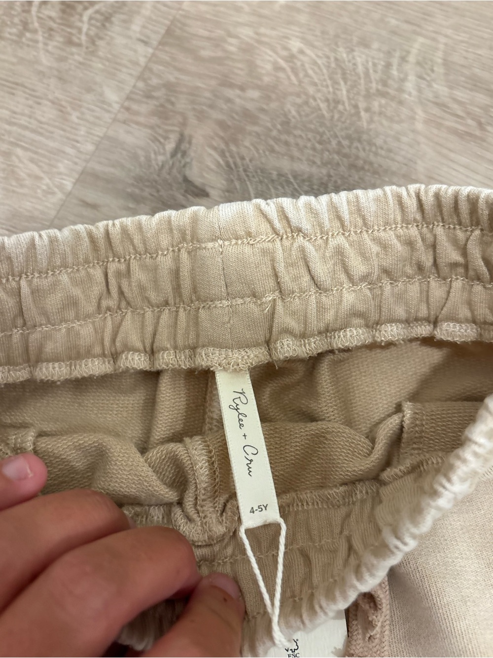 NWT Rylee + Cru Light Relaxed Shorts with Drawstring - Picture 2 of 5